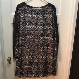 Mossimo | Lace patterned shift dress with Pockects